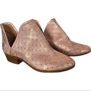 Lucky brand beige/pink metallic ankle booties size 6 excellent condition